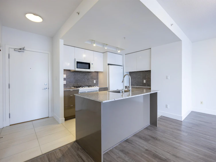 1801-4808 Hazel Street, Burnaby, BC, V5H 0A2 - 7