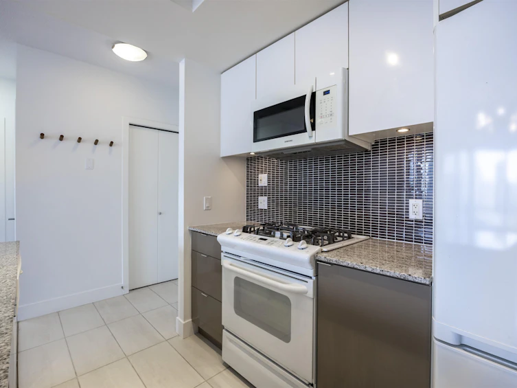 1801-4808 Hazel Street, Burnaby, BC, V5H 0A2 - 18