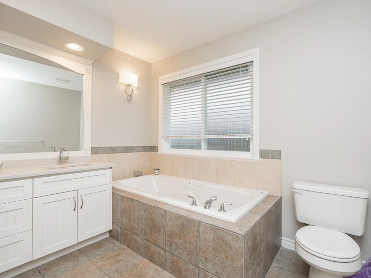 21118 123 Avenue, Maple Ridge, BC, V2X 4B4 - 24