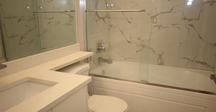 6089 Elgin Avenue, Burnaby, BC, V5H 3S3 - 8