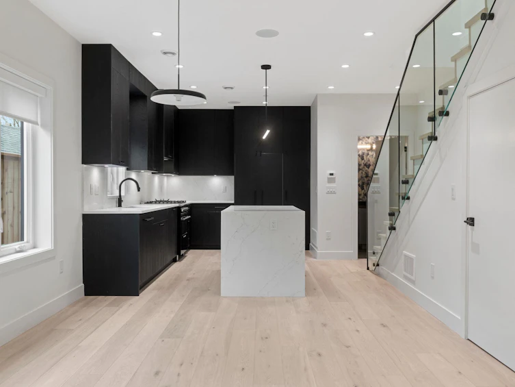 1-2539 Grant Street, Vancouver, BC, V5K 3G6 - 15