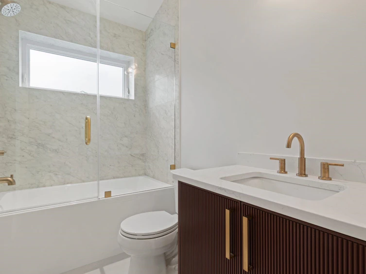1-2539 Grant Street, Vancouver, BC, V5K 3G6 - 25