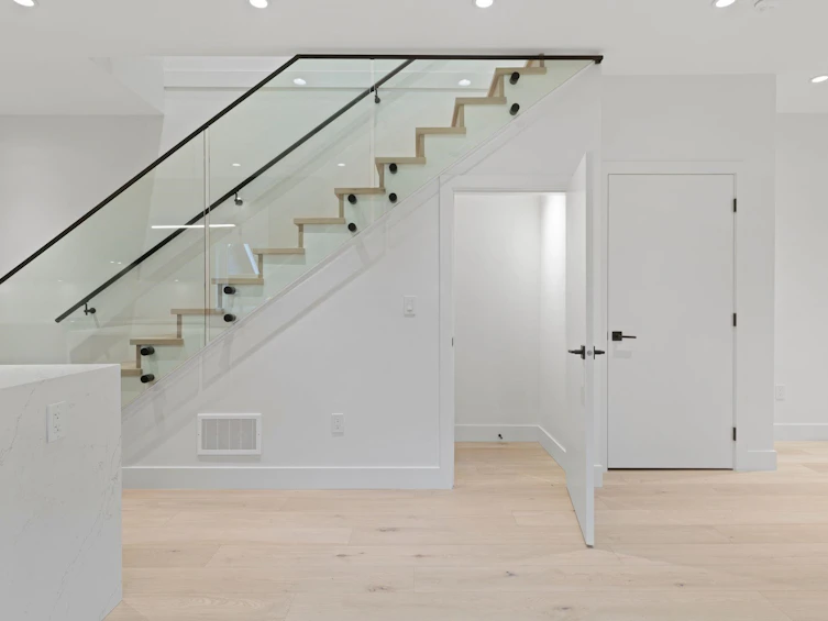 1-2539 Grant Street, Vancouver, BC, V5K 3G6 - 6