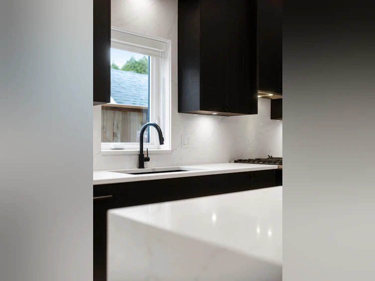 1-2539 Grant Street, Vancouver, BC, V5K 3G6 - 11