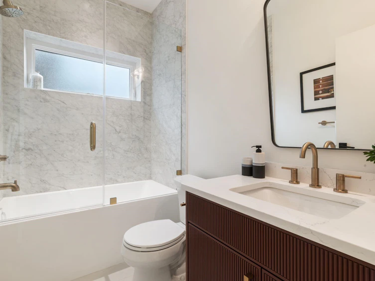 2-2541 Grant Street, Vancouver, BC, V5K 3G6 - 21