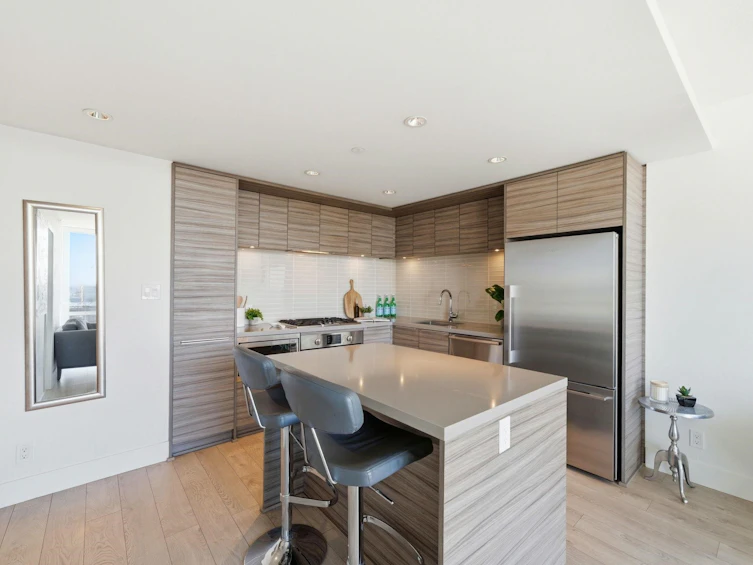 1606-1550 Fern Street, North Vancouver, BC, V7J 0A9 - 13