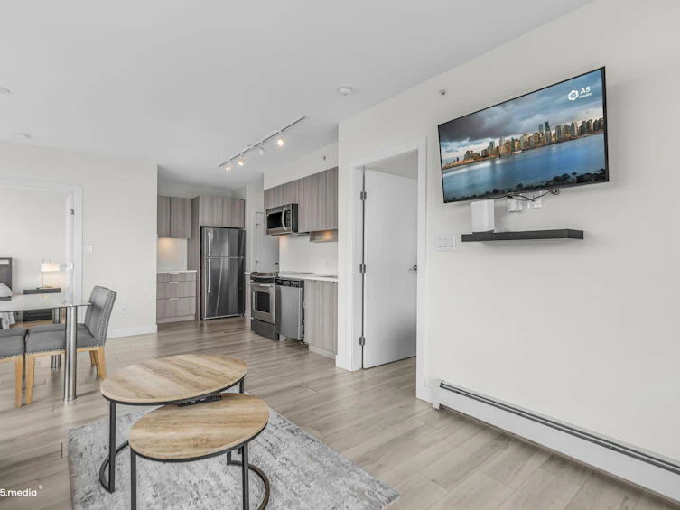 2903-13308 Central Avenue, Surrey, BC, V3T 0M4 - 21