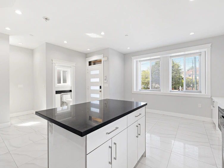 1-2430 E 41 Street, Vancouver, BC, V5R 2W4 - 7