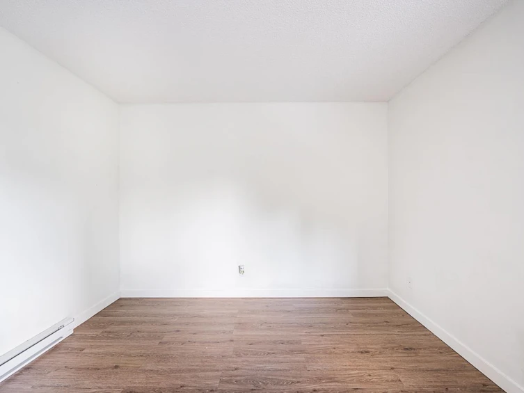 204-555 North Road, Coquitlam, BC, V3J 1N8 - 15