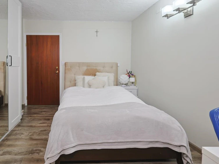 5730 Quebec Street, Vancouver, BC, V5W 3X3 - 12