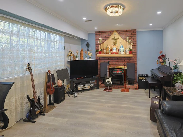 5730 Quebec Street, Vancouver, BC, V5W 3X3 - 9
