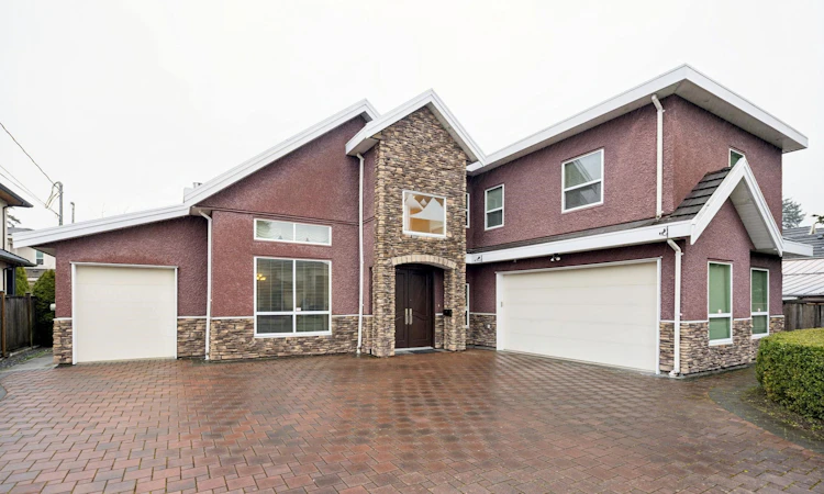 9551 Saunders Road