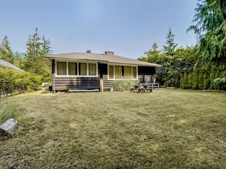 4386 Erwin Drive, West Vancouver, BC, V7V 1H6 - 3