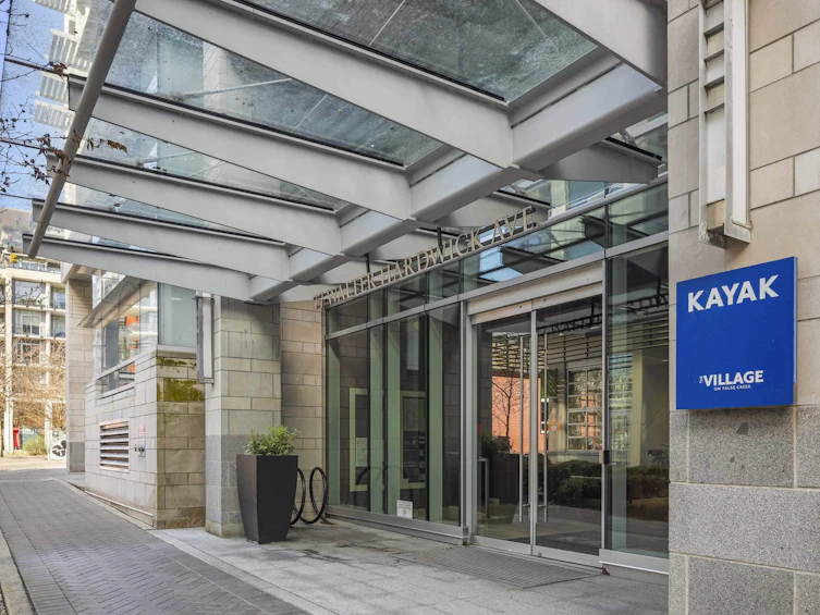 407-77 Walter Hardwick Avenue, Vancouver, BC, V5Y 0C6 - 27