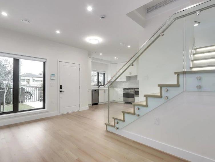 1-4257 Knight Street, Vancouver, BC, V5N 3M3 - 5