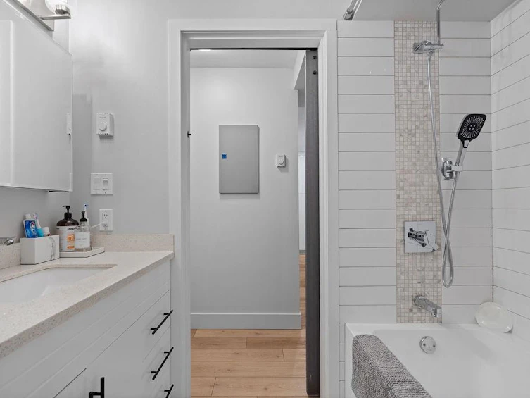 110-3978 Albert Street, Burnaby, BC, V5C 2E1 - 25