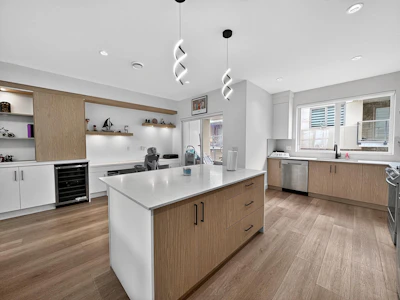 30-12585 104a Avenue - 5