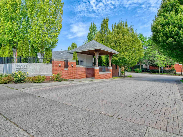 100 19505 68a Avenue, Surrey, BC, V4N 6K3