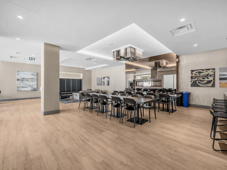 2301-125 E 14th Street, North Vancouver, BC, V7L 0E6 - 32