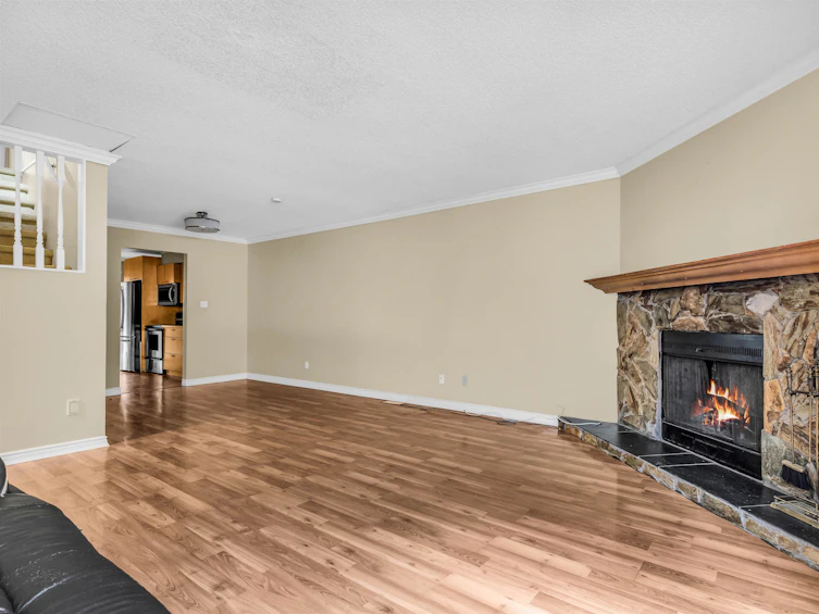 14783 101 Avenue, Surrey, BC, V3R 7H7 - 6
