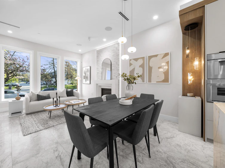 2455 W 10th Avenue, Vancouver, BC, V6K 2J4 - 11