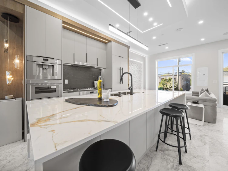 2455 W 10th Avenue, Vancouver, BC, V6K 2J4 - 22