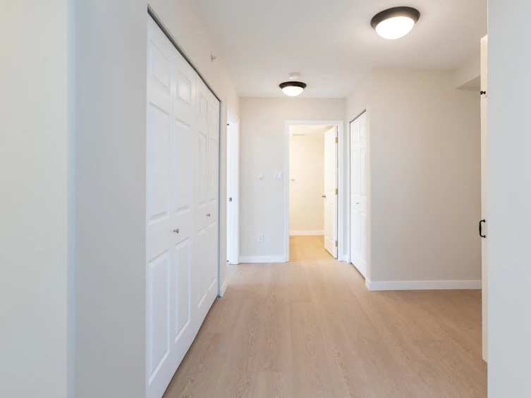 1504-13880 101 Avenue, Surrey, BC, V3T 5T1 - 11