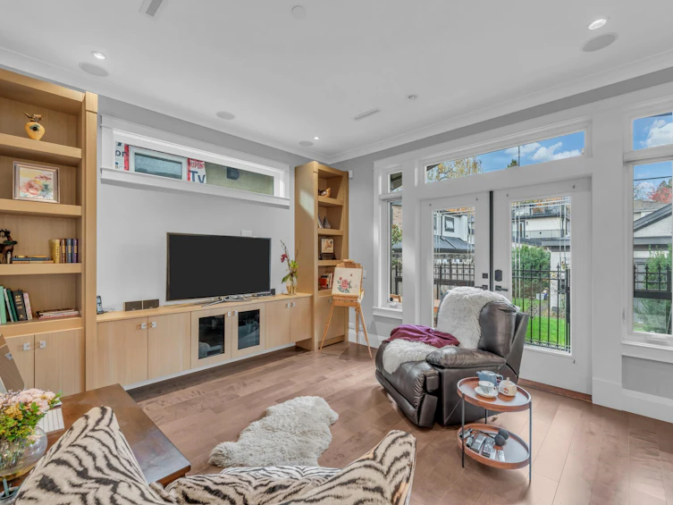 4217 W 16th Avenue, Vancouver, BC, V6R 3E5 - 19