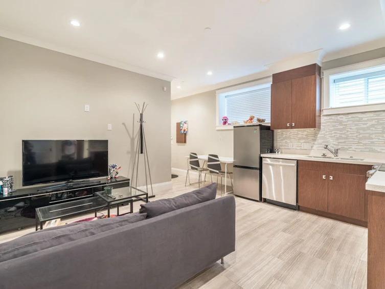 4217 W 16th Avenue, Vancouver, BC, V6R 3E5 - 35