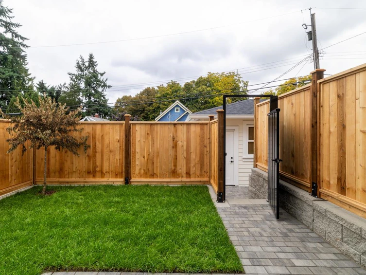 2049 E 4th Avenue, Vancouver, BC, V5N 1K5 - 34