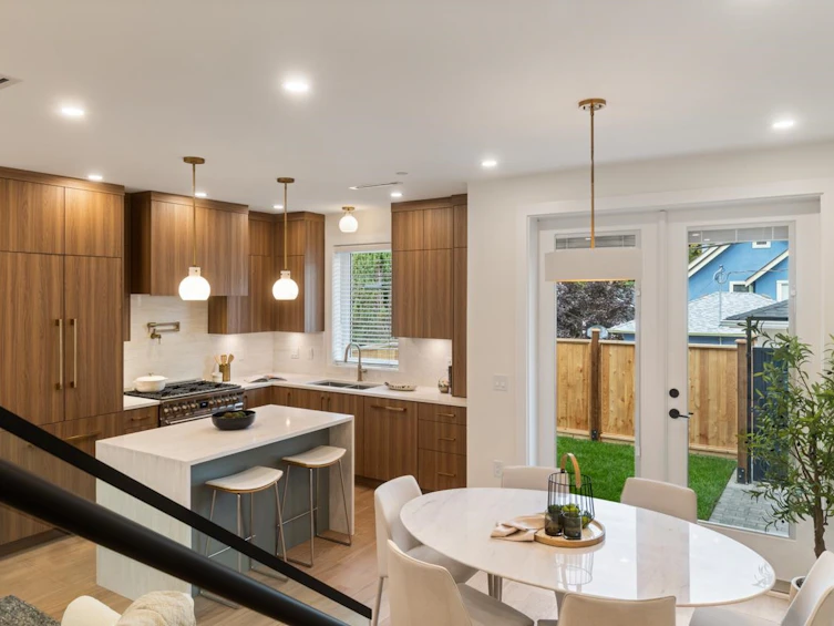 2049 E 4th Avenue, Vancouver, BC, V5N 1K5 - 14