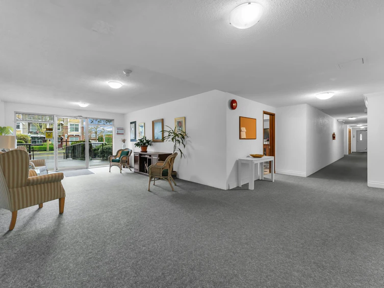 322-17707 57a Avenue, Surrey, BC, V3S 1J2 - 16