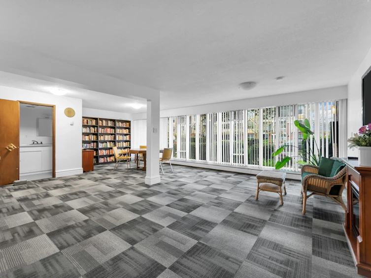 322-17707 57a Avenue, Surrey, BC, V3S 1J2 - 15
