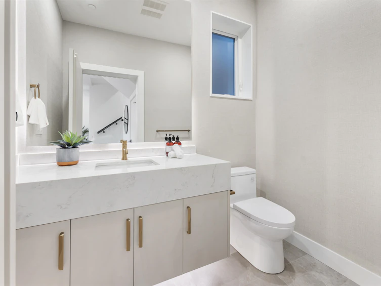 1-2138 W 48th Avenue, Vancouver, BC, V6M 2P5 - 11
