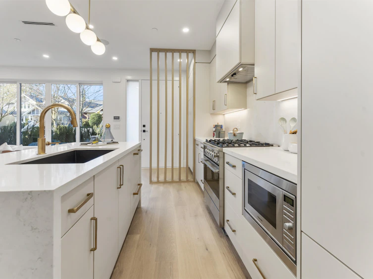 1-2138 W 48th Avenue, Vancouver, BC, V6M 2P5 - 8