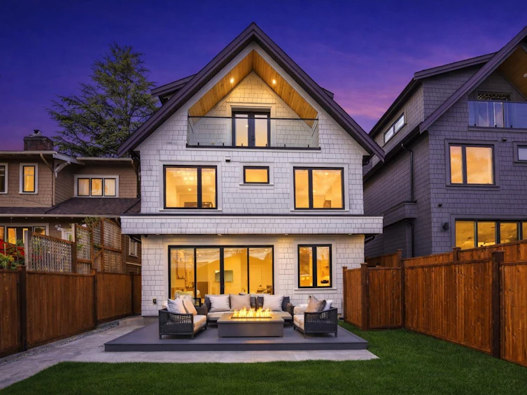 2-2138 W 48th Avenue, Vancouver, BC, V6M 2P5