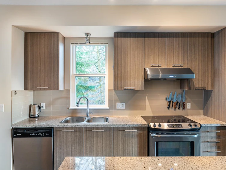 22-1305 Soball Street, Coquitlam, BC, V3E 0E8 - 11