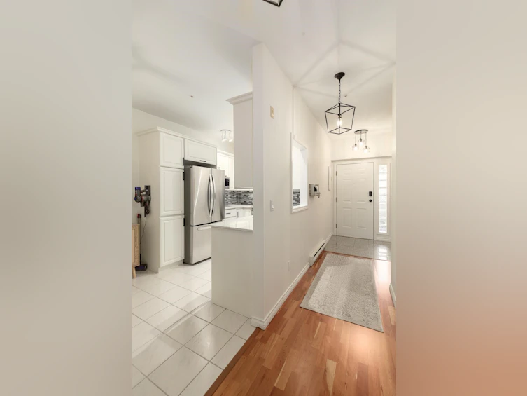 PH2-2577 Willow Street, Vancouver, BC, V5Z 3N8 - 3