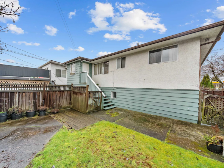 3115 E 49 Avenue, Vancouver, BC, V5S 1L2 - 5