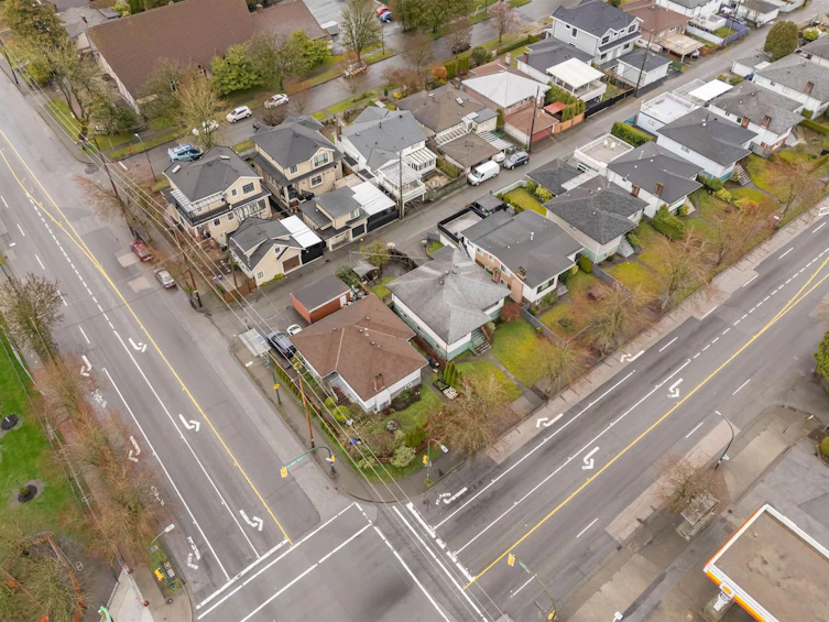 3115 E 49 Avenue, Vancouver, BC, V5S 1L2 - 31
