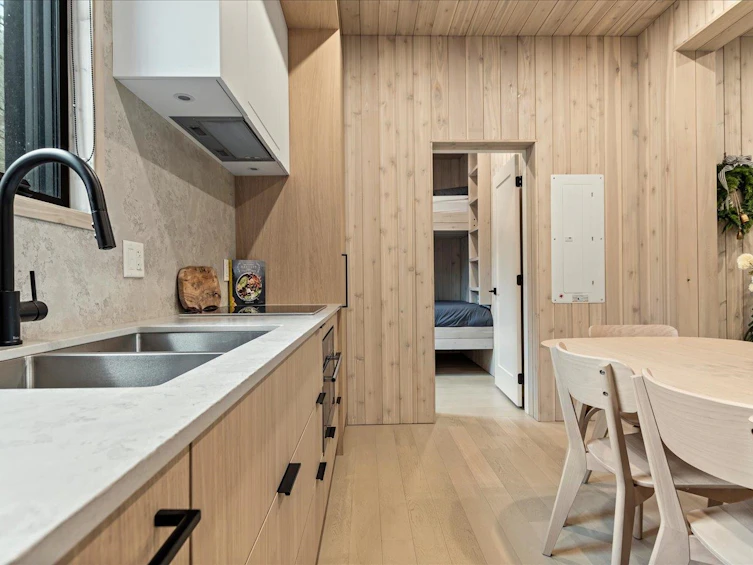 SVE9-70971 Old Hope Princeton Highway, Hope, BC, V0X 1L5 - 10