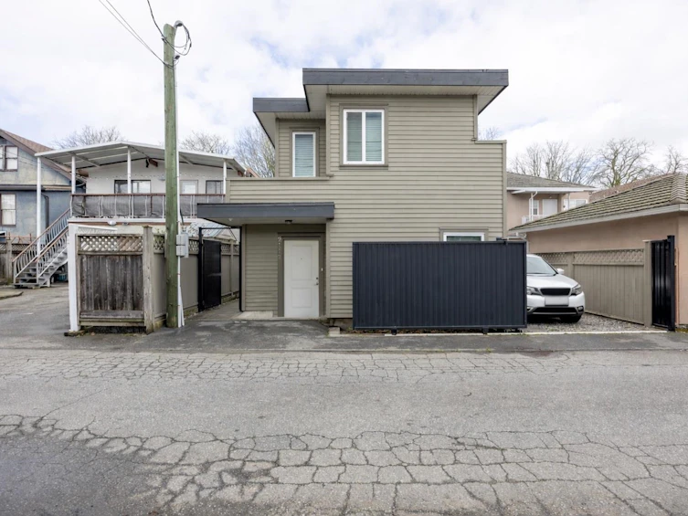 2118 Waverley Avenue, Vancouver, BC, V5P 1R5 - 7