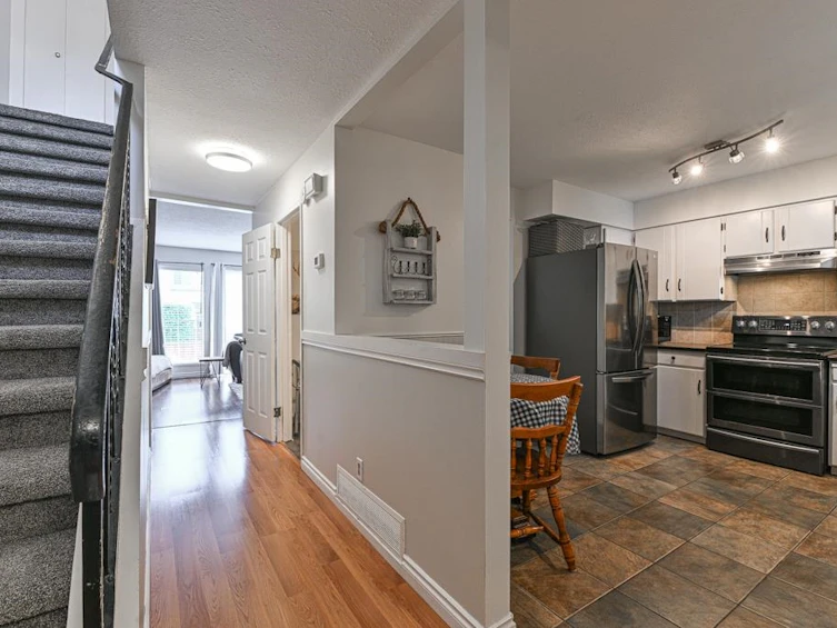 9-32870 Bevan Way, Abbotsford, BC, V2S 6R3 - 7