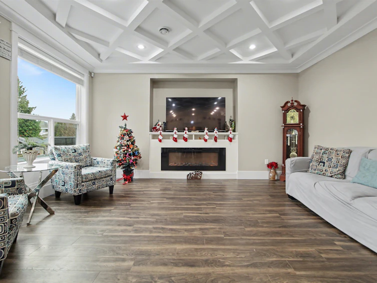 15648 82 Avenue, Surrey, BC, V4N 0R8 - 15