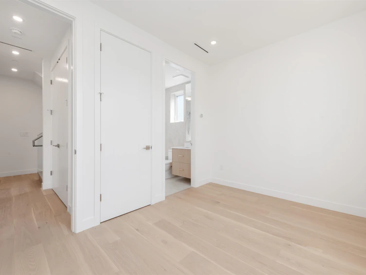 2-2750 W 19th Avenue, Vancouver, BC, V6L 1E3 - 27