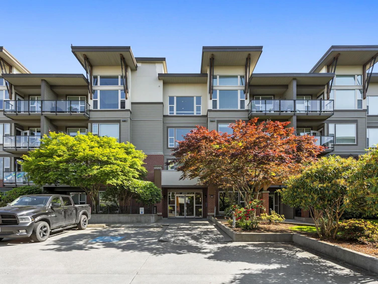 203-33539 Holland Avenue, Abbotsford, BC, V2S 0C6