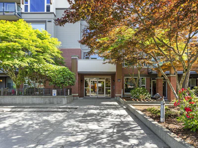 203-33539 Holland Avenue - 4