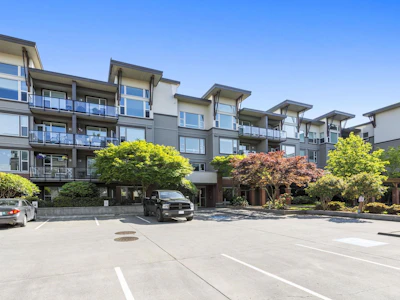203-33539 Holland Avenue - 2