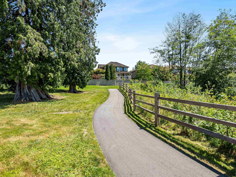 130-15235 Sitka Drive, Surrey, BC, V3S 0A9 - 40