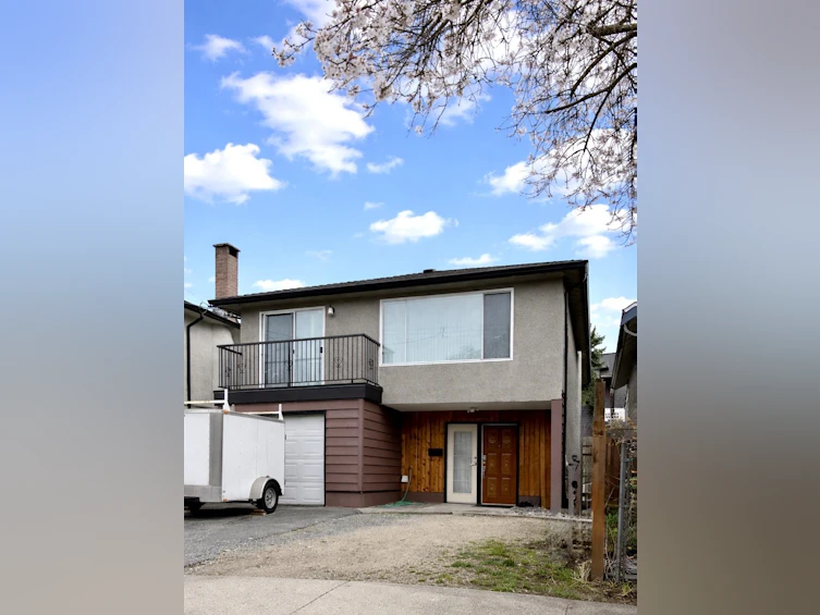 4882 Moss Street, Vancouver, BC, V5R 3Y2